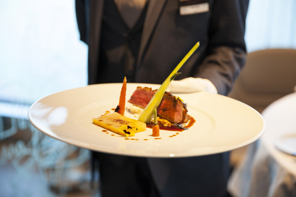 Scenic River Cruises, Scenic Sapphire & Diamond L'Amour Dish.jpg